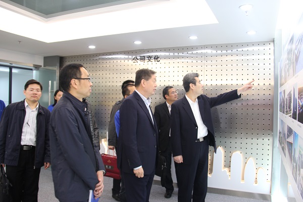 深圳市副市长刘庆生一行到ga黄金甲集团慰问考察