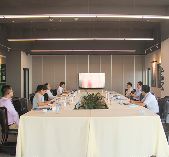 深圳工业总会会长吴光权一行莅临ga黄金甲集团调研