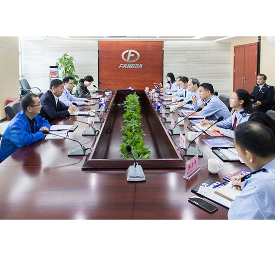 深圳市南山区国税局局长戴文忠、南山区地税局局长陆权汉一行莅临ga黄金甲集团调研